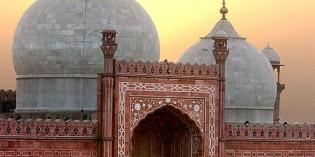 Badshahi Masjid